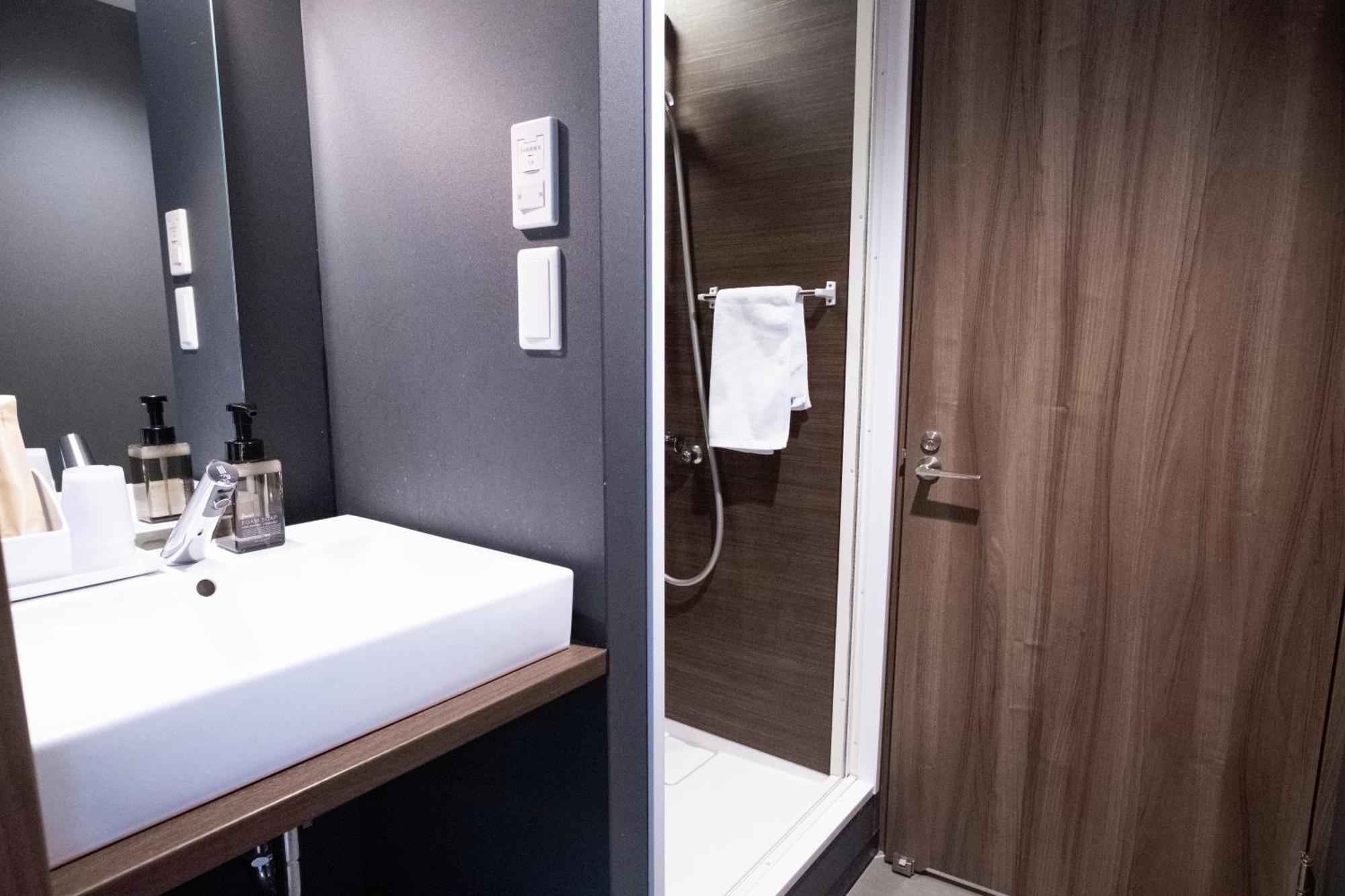 Wayfarer Shinsaibashi Hotel Osaca Quarto foto